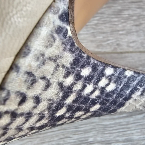 Nine West Snakeskin Leather Peep Hole Heels Pumps Stilettos - Picture 8 of 16